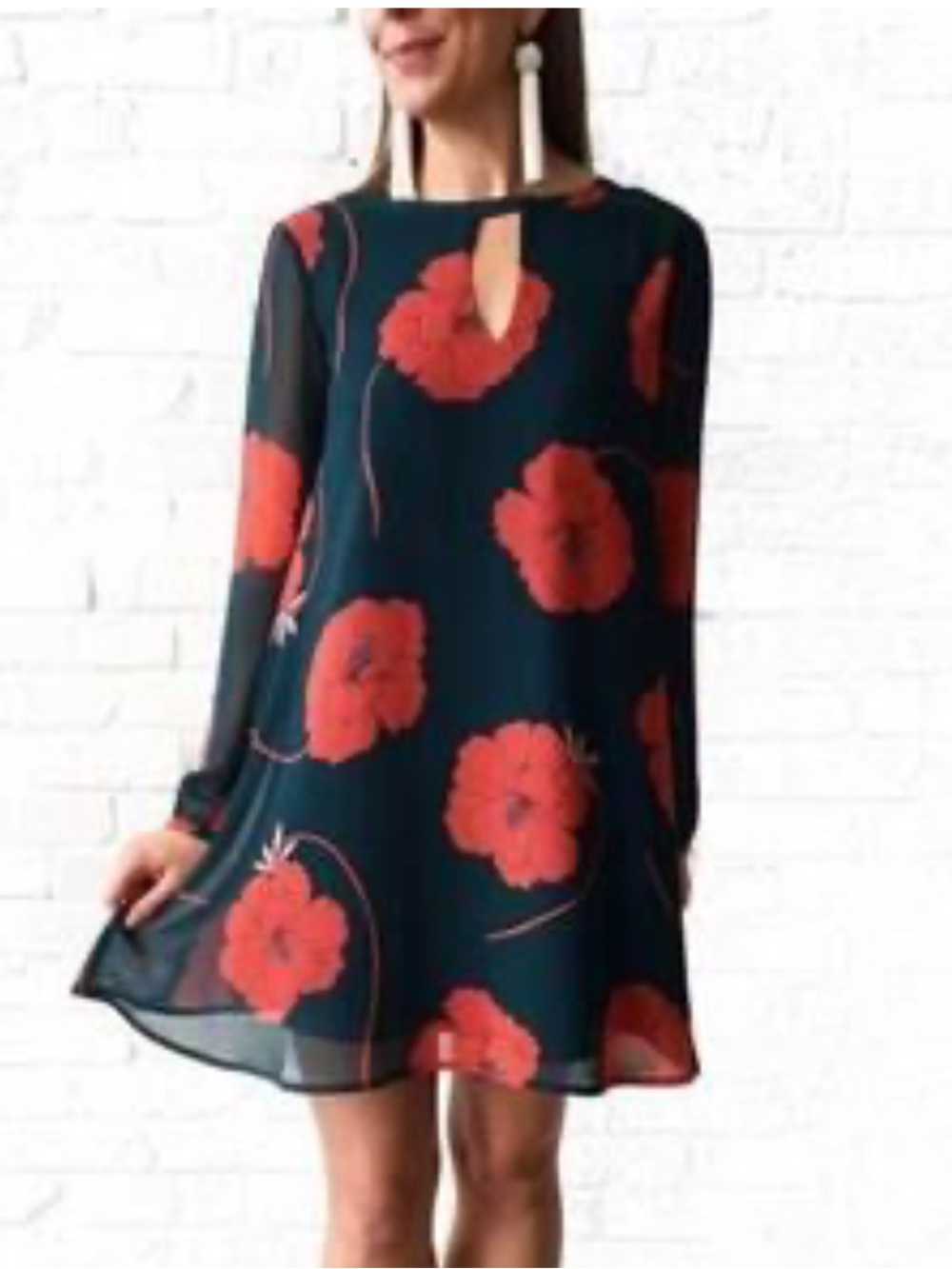 Cupcakes & Cashmere Sybella Floral Shift Dress Red Poppy Print